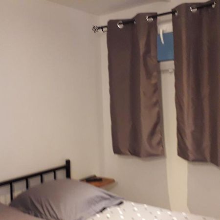 Les Tremieres Bed & Breakfast Saint-Paul-des-Fonts ภายนอก รูปภาพ