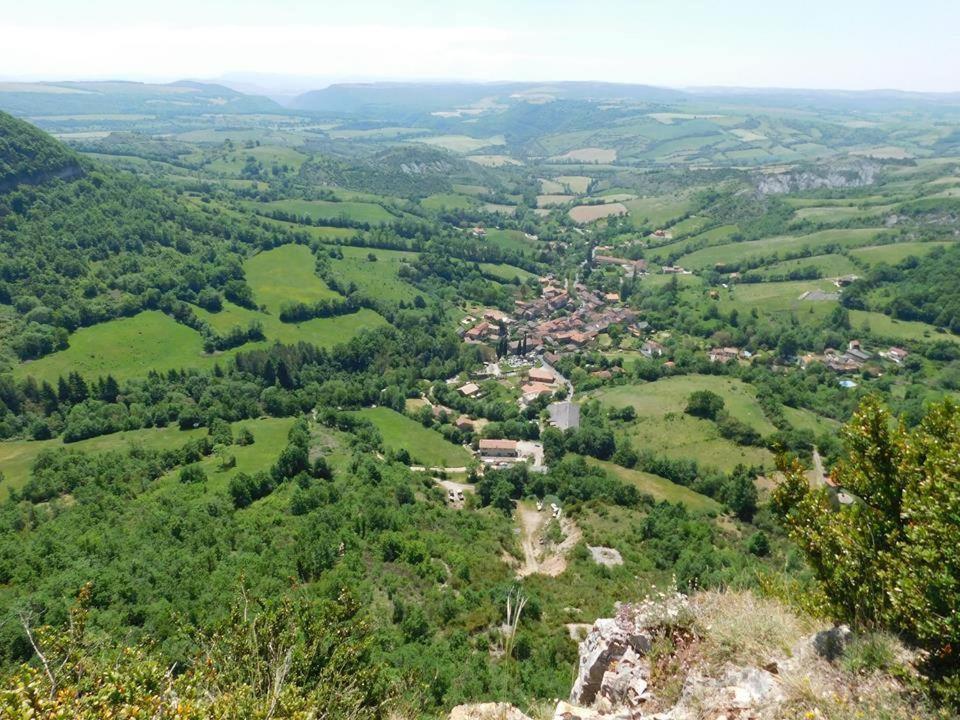 Les Tremieres Bed & Breakfast Saint-Paul-des-Fonts ภายนอก รูปภาพ