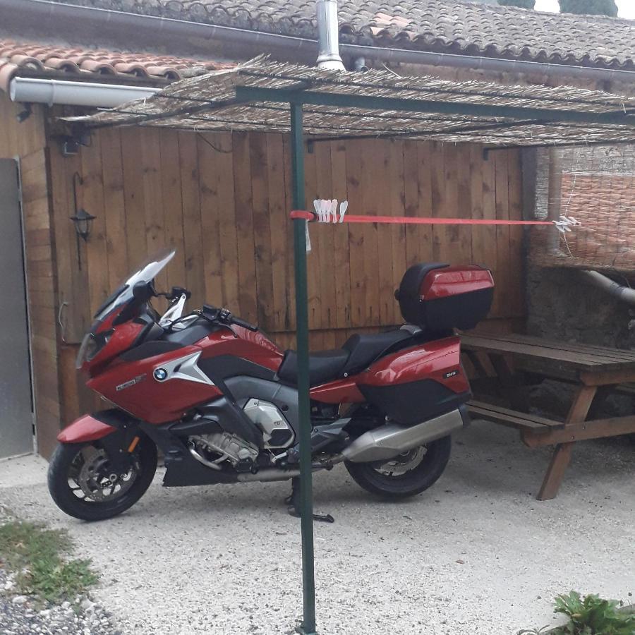 Les Tremieres Bed & Breakfast Saint-Paul-des-Fonts ภายนอก รูปภาพ