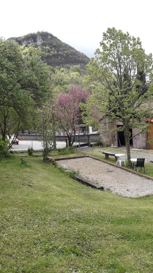 Les Tremieres Bed & Breakfast Saint-Paul-des-Fonts ภายนอก รูปภาพ